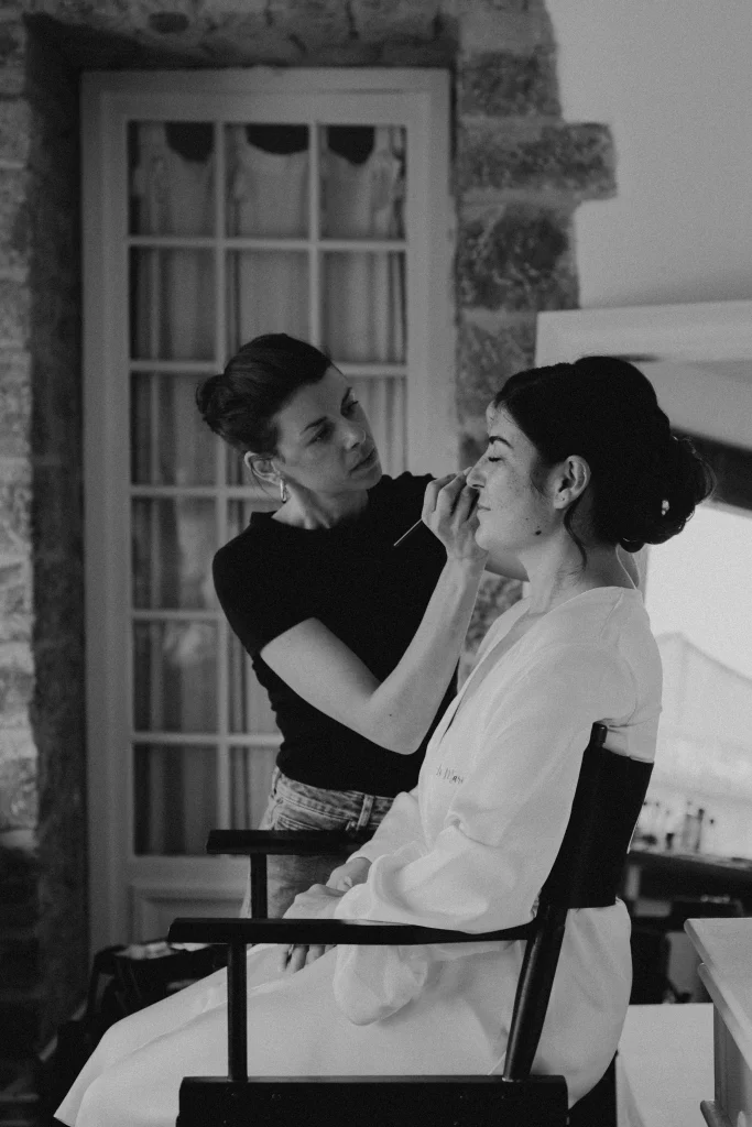 Le maquillage d'exception créer un look qui traverse le temps Maquilleuse mariage Montpellier (3)